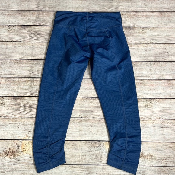 Prana Textured Crop Ruched Leggings - Picture 5 of 7